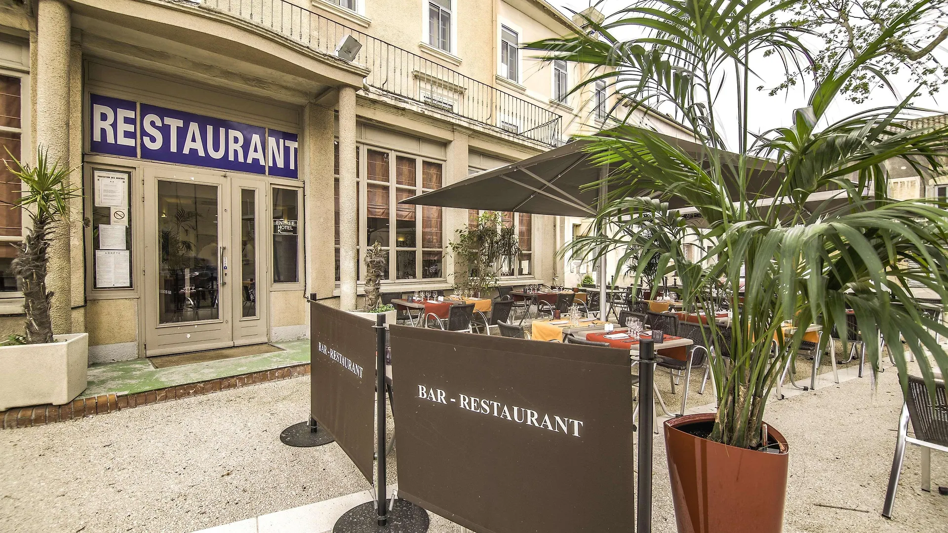Hotel Kyriad Orange Centre Ville 3*, Orange (Vaucluse)