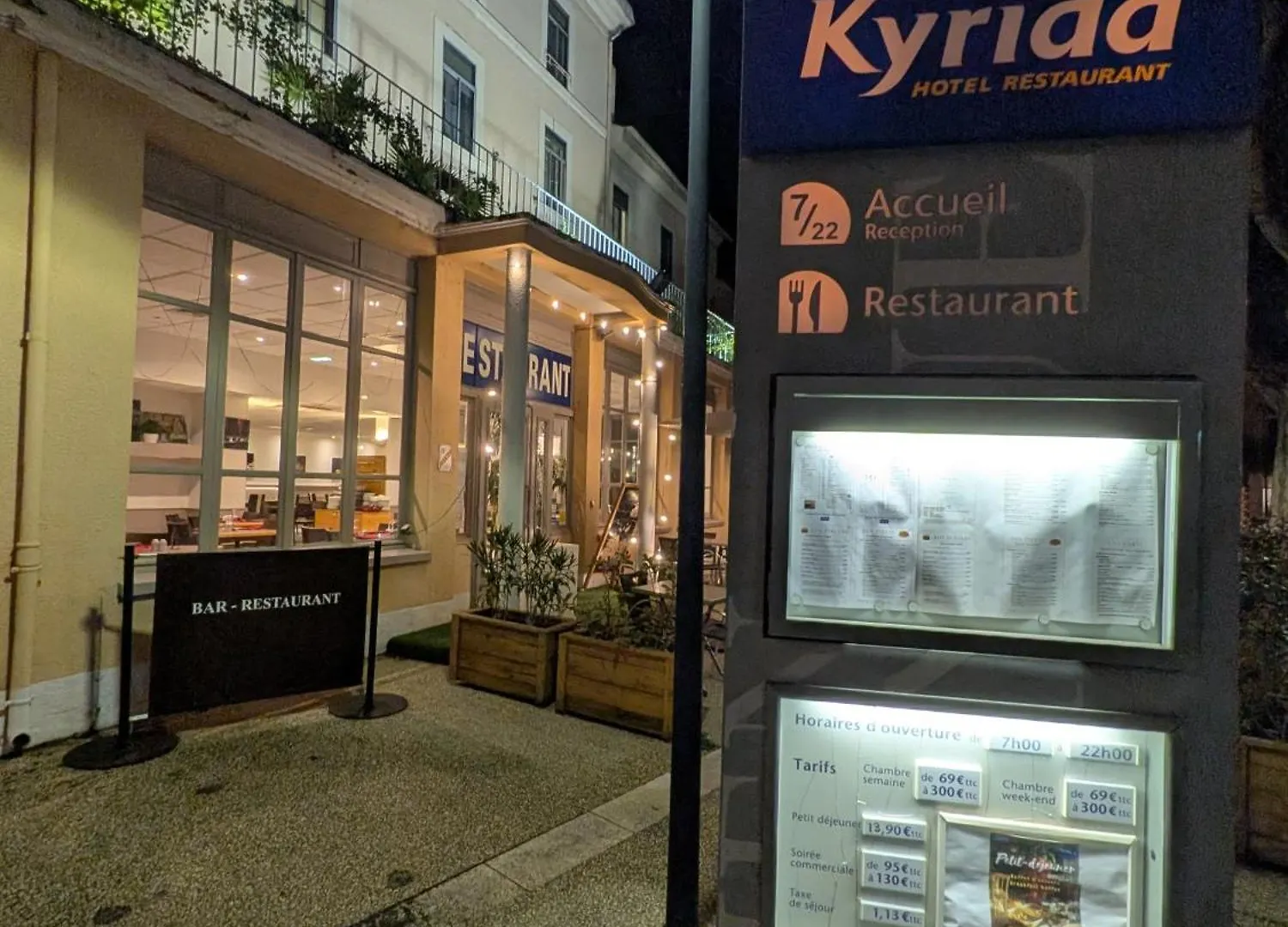 Hotel Kyriad Orange Centre Ville